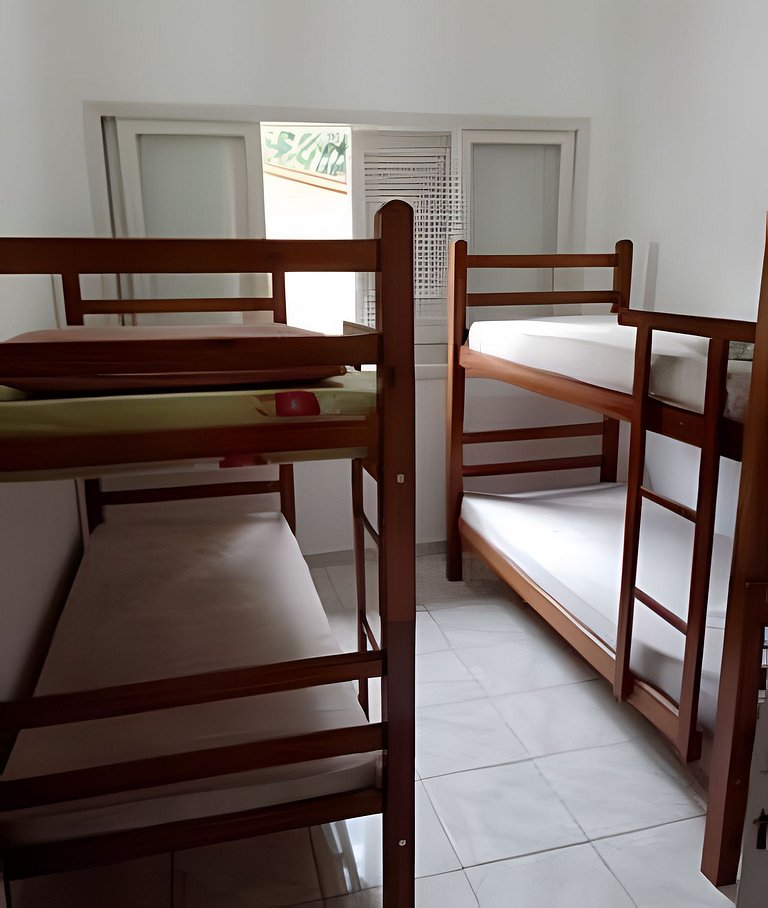 Apto familiar, 33 Pitangueiras