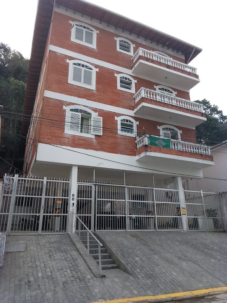 Apto familiar, 31 Pitangueiras