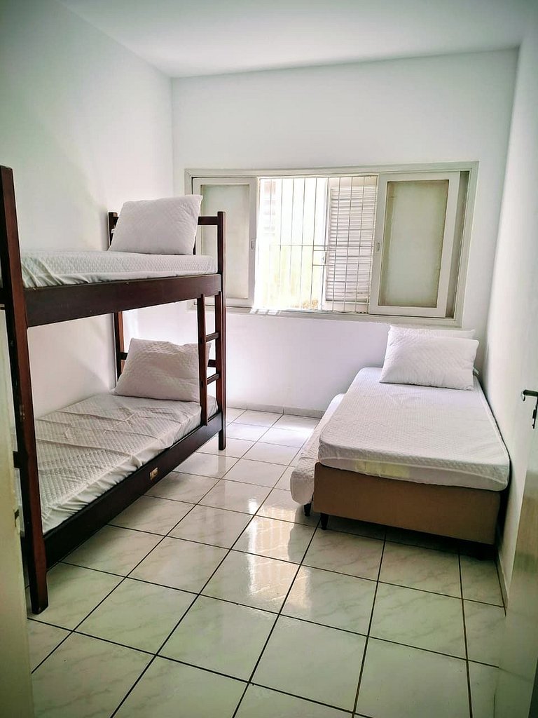 Apto familiar, 12 Pitangueiras